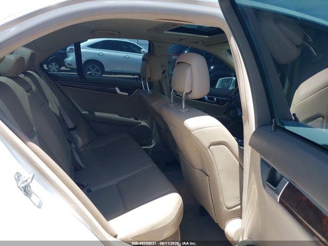 Aukcja sprzedaży 2013 Mercedes-benz C 250 Sport, vin: WDDGF4HB1DR274115, numer aukcji: 45350031