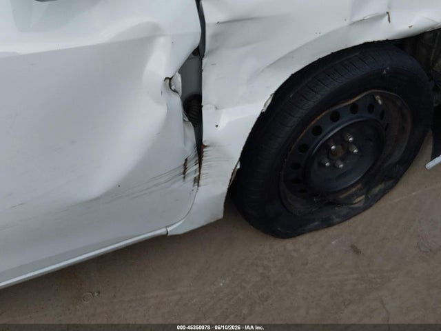 45350078 :رقم المزاد ، 5YFBURHE7JP823937 vin ، 2018 Toyota Corolla Le مزاد بيع