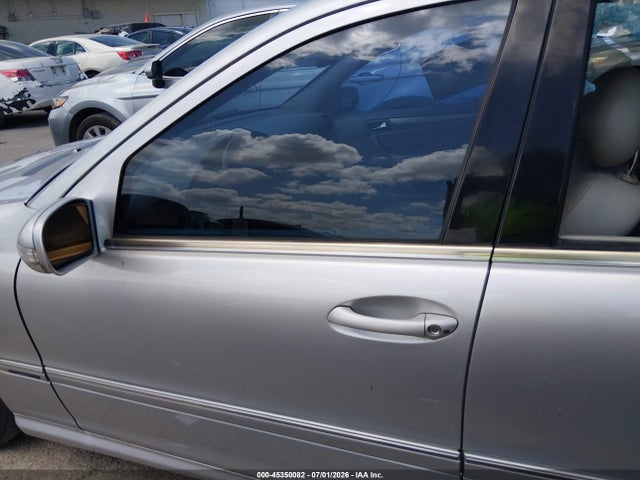 45350082 :رقم المزاد ، WDBRF40J45F670336 vin ، 2005 Mercedes-benz C 230 Kompressor Sport مزاد بيع