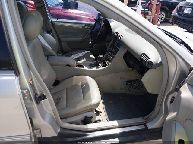 45350082 :رقم المزاد ، WDBRF40J45F670336 vin ، 2005 Mercedes-benz C 230 Kompressor Sport مزاد بيع
