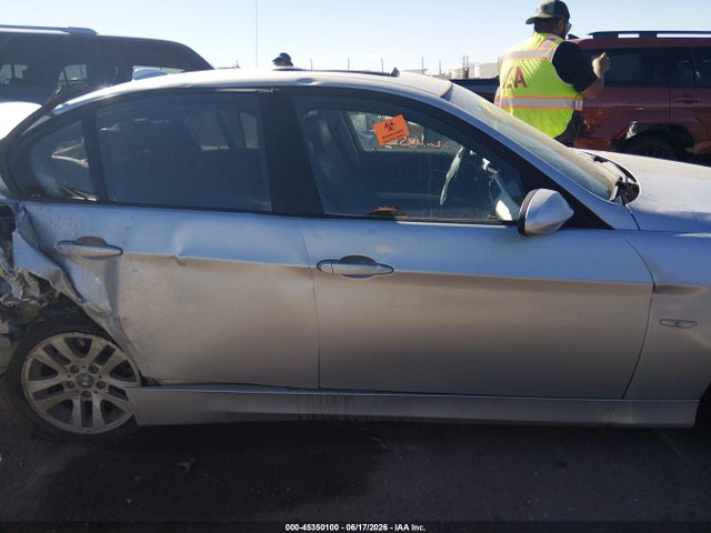45350100 :رقم المزاد ، WBAVC935X7KX59985 vin ، 2007 Bmw 328xi مزاد بيع