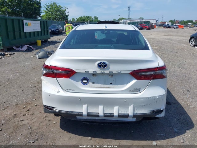 4T1F31AK9NU575930 Toyota Camry Xle Hybrid