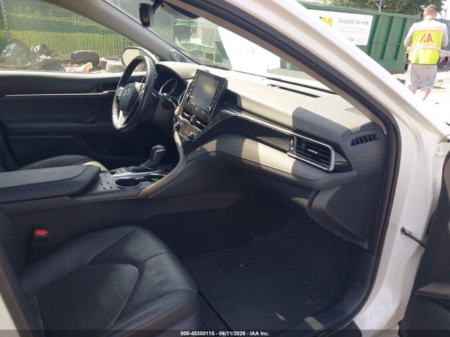 4T1F31AK9NU575930 Toyota Camry Xle Hybrid