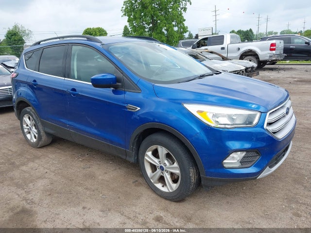 45350125 :رقم المزاد ، 1FMCU0GD8JUB09080 vin ، 2018 Ford Escape Se مزاد بيع