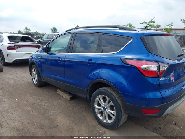 45350125 :رقم المزاد ، 1FMCU0GD8JUB09080 vin ، 2018 Ford Escape Se مزاد بيع