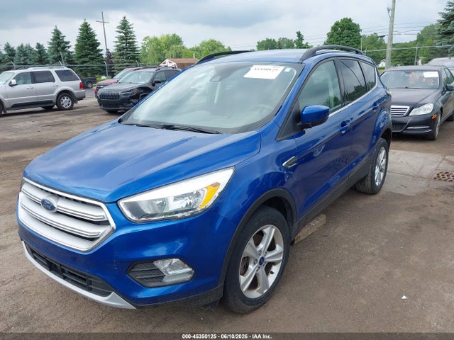 45350125 :رقم المزاد ، 1FMCU0GD8JUB09080 vin ، 2018 Ford Escape Se مزاد بيع
