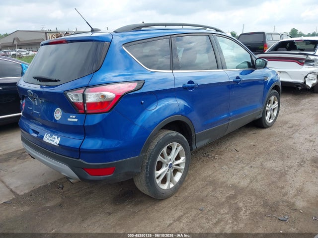 45350125 :رقم المزاد ، 1FMCU0GD8JUB09080 vin ، 2018 Ford Escape Se مزاد بيع