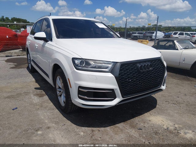 Продажа на аукционе авто 2017 Audi Q7 3.0t Premium, vin: WA1LAAF78HD042872, номер лота: 45350188