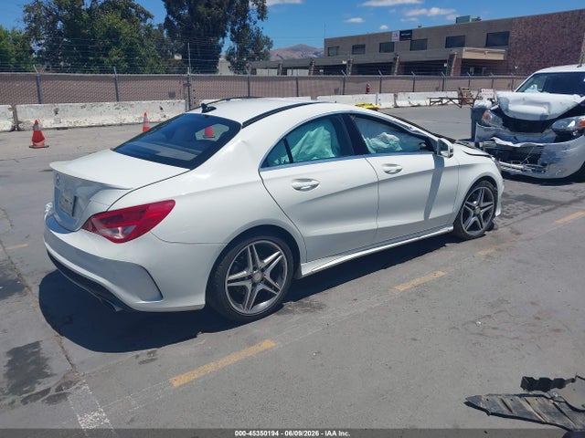 45350194 :رقم المزاد ، WDDSJ4EB0EN118654 vin ، 2014 Mercedes-benz Cla 250 مزاد بيع