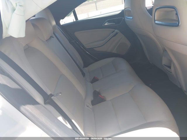 45350194 :رقم المزاد ، WDDSJ4EB0EN118654 vin ، 2014 Mercedes-benz Cla 250 مزاد بيع