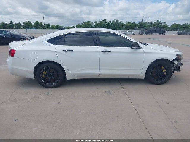 Chevrolet IMPALA 1LT 2018 2G1105S34J9137970 Image 13