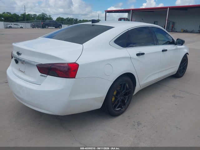 Chevrolet IMPALA 1LT 2018 2G1105S34J9137970 Image 4
