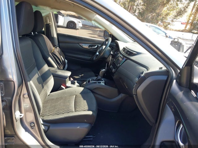 KNMAT2MT5JP562920 Nissan ROGUE SV