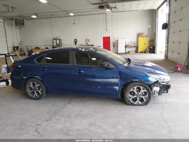 45350250 :رقم المزاد ، 3KPF24AD1LE175141 vin ، 2020 Kia Forte Lxs مزاد بيع