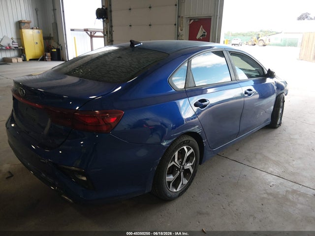 45350250 :رقم المزاد ، 3KPF24AD1LE175141 vin ، 2020 Kia Forte Lxs مزاد بيع