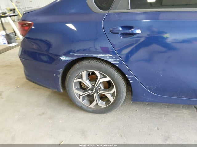 45350250 :رقم المزاد ، 3KPF24AD1LE175141 vin ، 2020 Kia Forte Lxs مزاد بيع