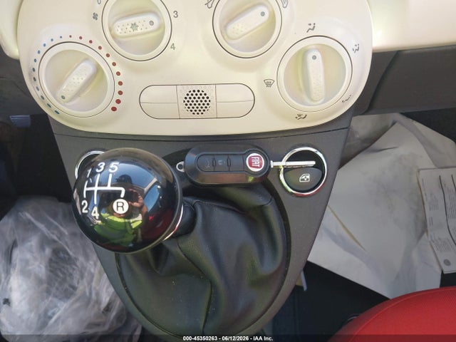 45350263 :رقم المزاد ، 3C3CFFDRXDT743978 vin ، 2013 Fiat 500c Pop مزاد بيع