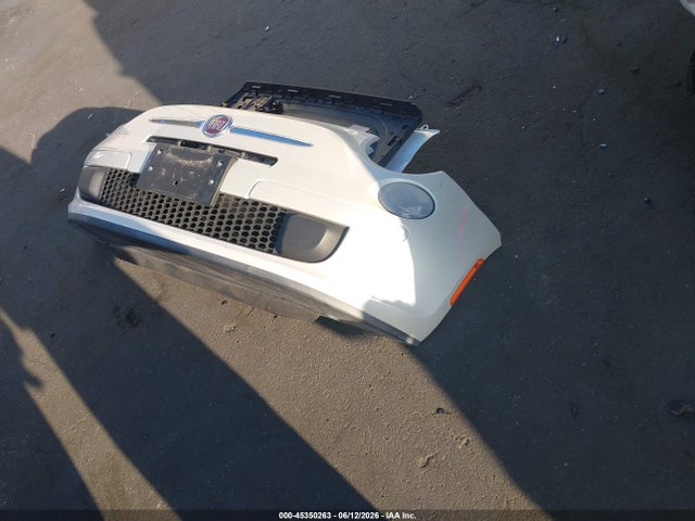 45350263 :رقم المزاد ، 3C3CFFDRXDT743978 vin ، 2013 Fiat 500c Pop مزاد بيع