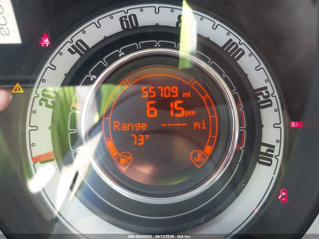 45350263 :رقم المزاد ، 3C3CFFDRXDT743978 vin ، 2013 Fiat 500c Pop مزاد بيع