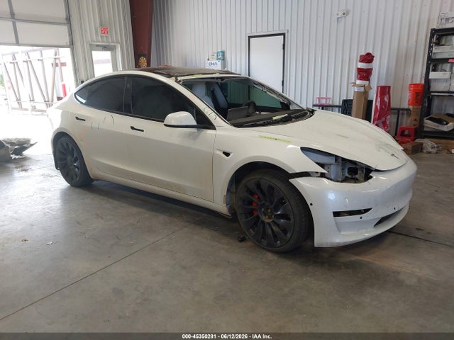 Tesla Model 3 Performance Dual Motor All-wheel Drive 2022 5YJ3E1EC2NF312563 головне зображення