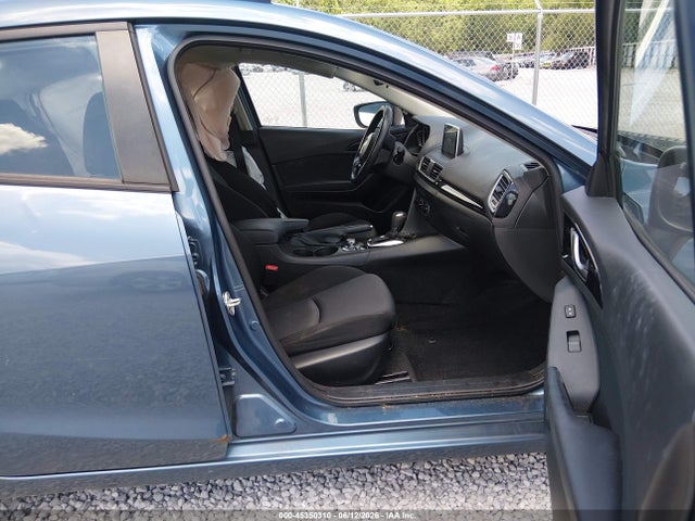 Продаж на аукціоні авто 2016 Mazda Mazda3 I Sport, vin: JM1BM1T74G1304674, номер лоту: 45350310