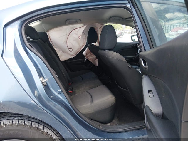 Продаж на аукціоні авто 2016 Mazda Mazda3 I Sport, vin: JM1BM1T74G1304674, номер лоту: 45350310