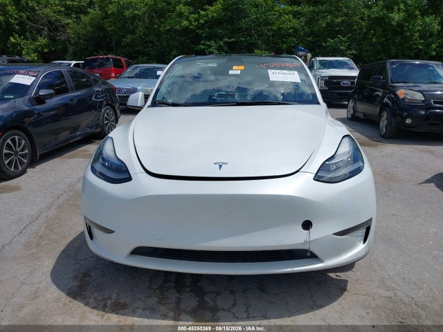 Auction sale of the 2022 Tesla Model Y Long Range Dual Motor All-wheel Drive, vin: 7SAYGDEE0NF355109, lot number: 45350369