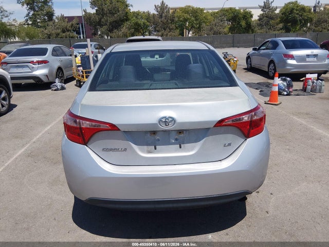 Toyota COROLLA LE 2018 5YFBURHEXJP833961 Image 16