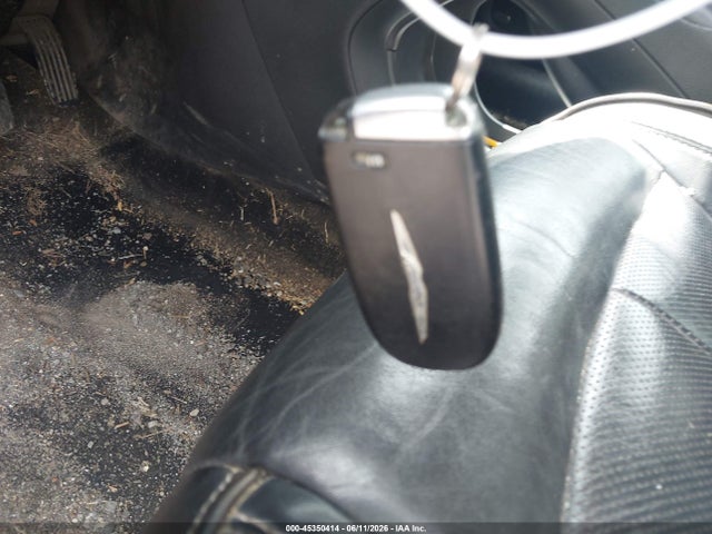 45350414 :رقم المزاد ، 1C3CCCEG2GN135767 vin ، 2016 Chrysler 200 C مزاد بيع