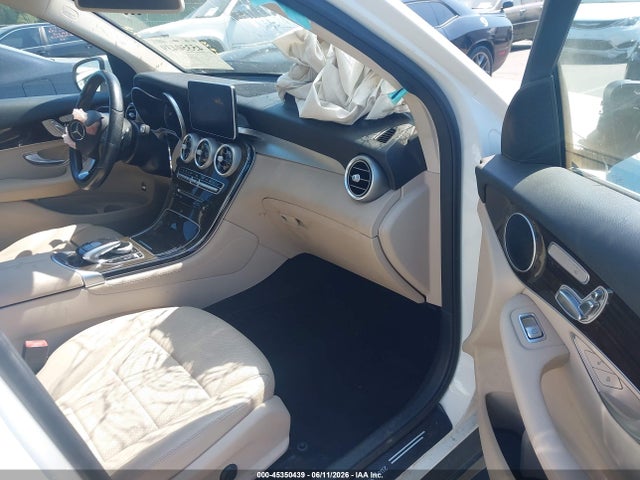 Продажа на аукционе авто 2016 Mercedes-benz Glc 300, vin: WDC0G4JB8GF112582, номер лота: 45350439