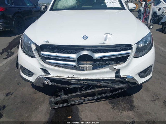 2016 Mercedes-benz Glc 300 მანქანა იყიდება აუქციონზე, vin: WDC0G4JB8GF112582, აუქციონის ნომერი: 45350439