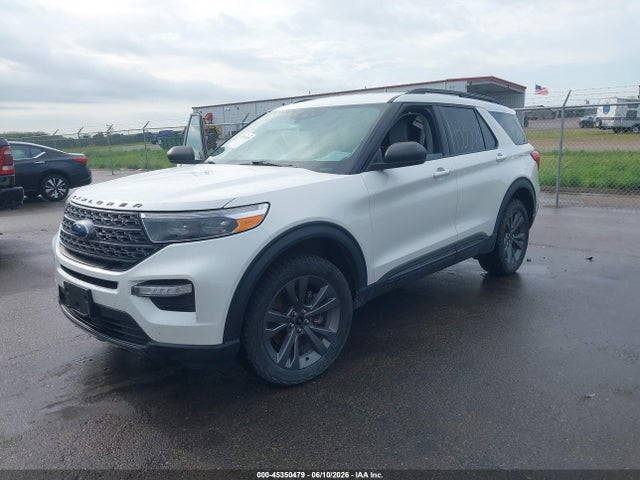 Ford EXPLORER XLT 2021 1FMSK8DH3MGB60027 Image 2