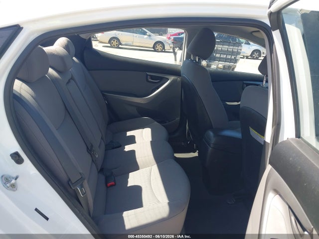 2016 Hyundai Elantra Se მანქანა იყიდება აუქციონზე, vin: 5NPDH4AE0GH695573, აუქციონის ნომერი: 45350492