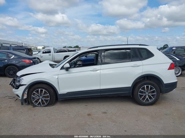 Продаж на аукціоні авто 2021 Volkswagen Tiguan 2.0t S, vin: 3VV0B7AX3MM040754, номер лоту: 45350565