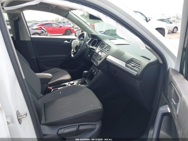 Продаж на аукціоні авто 2021 Volkswagen Tiguan 2.0t S, vin: 3VV0B7AX3MM040754, номер лоту: 45350565