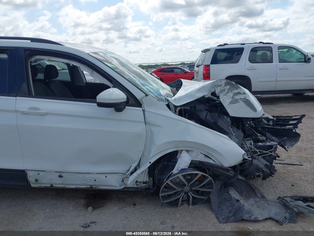 Продаж на аукціоні авто 2021 Volkswagen Tiguan 2.0t S, vin: 3VV0B7AX3MM040754, номер лоту: 45350565