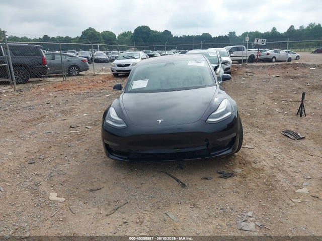 45350587 :رقم المزاد ، 5YJ3E1EB8JF078706 vin ، 2018 Tesla Model 3 Long Range/performance مزاد بيع