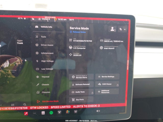 45350587 :رقم المزاد ، 5YJ3E1EB8JF078706 vin ، 2018 Tesla Model 3 Long Range/performance مزاد بيع
