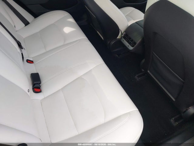 45350587 :رقم المزاد ، 5YJ3E1EB8JF078706 vin ، 2018 Tesla Model 3 Long Range/performance مزاد بيع