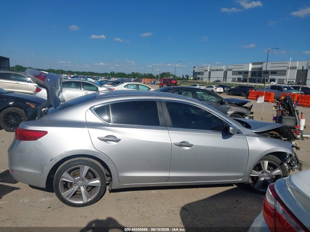 45350595 :رقم المزاد ، 19VDE1F73DE013411 vin ، 2013 Acura Ilx 2.0l مزاد بيع
