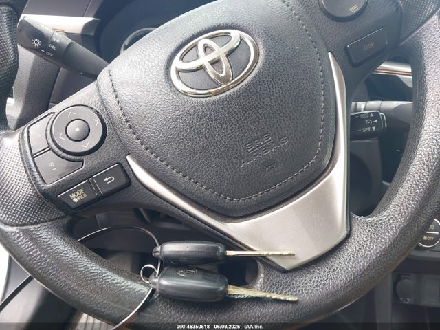 2015 Toyota Corolla Le მანქანა იყიდება აუქციონზე, vin: 2T1BURHE3FC325936, აუქციონის ნომერი: 45350618