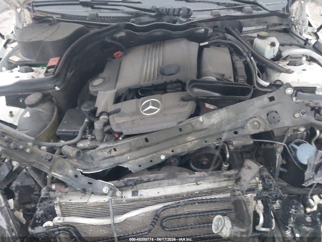 Продаж на аукціоні авто 2013 Mercedes-benz C 250 Luxury/sport, vin: WDDGF4HB4DR290941, номер лоту: 45350774