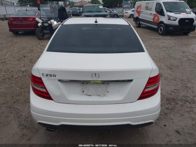 Продаж на аукціоні авто 2013 Mercedes-benz C 250 Luxury/sport, vin: WDDGF4HB4DR290941, номер лоту: 45350774
