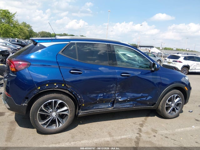 45350787 :رقم المزاد ، KL4MMGSL6PB072125 vin ، 2023 Buick Encore Gx Essence Awd مزاد بيع