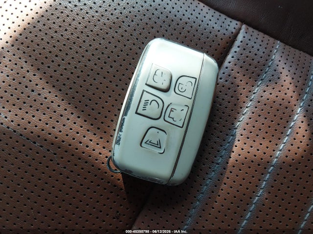 Продажа на аукционе авто 2016 Land Rover Discovery Sport Hse Lux, vin: SALCT2BG9GH597535, номер лота: 45350798
