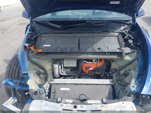 7SAYGDEF9NF441995 Tesla Model Y Performance Dual Motor All-wheel Drive