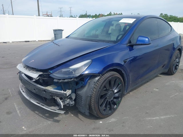 7SAYGDEF9NF441995 Tesla Model Y Performance Dual Motor All-wheel Drive