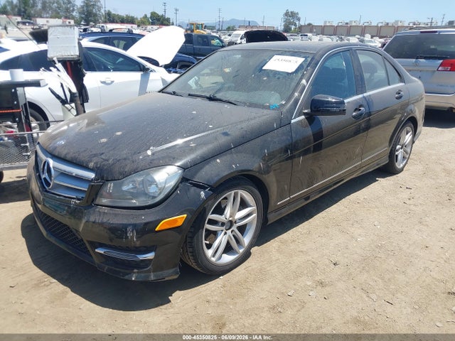 Aukcja sprzedaży 2013 Mercedes-benz C 250 Sport, vin: WDDGF4HB5DR271721, numer aukcji: 45350825