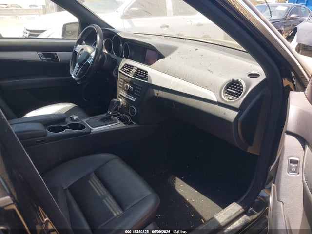 Aukcja sprzedaży 2013 Mercedes-benz C 250 Sport, vin: WDDGF4HB5DR271721, numer aukcji: 45350825