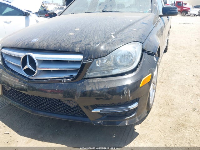 Aukcja sprzedaży 2013 Mercedes-benz C 250 Sport, vin: WDDGF4HB5DR271721, numer aukcji: 45350825